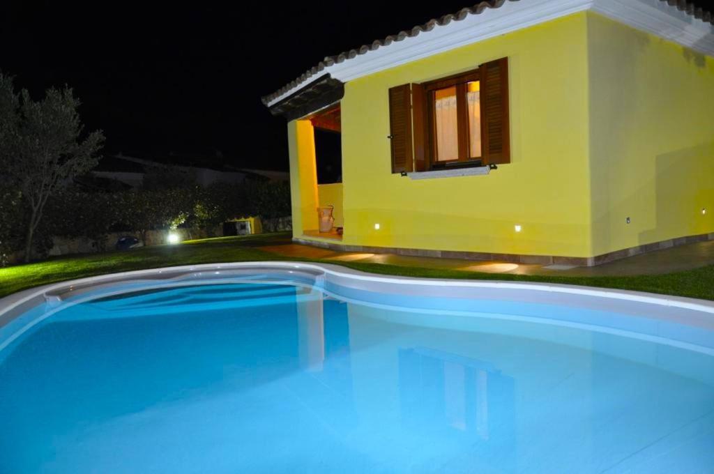 Villa Nadia Con Piscina Privata Budoni Танаунелла Экстерьер фото