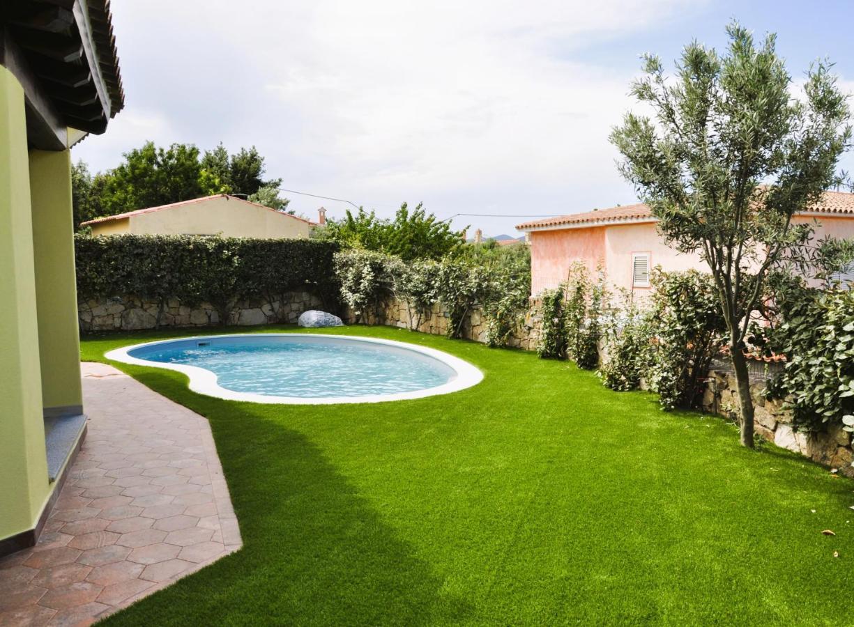 Villa Nadia Con Piscina Privata Budoni Танаунелла Экстерьер фото